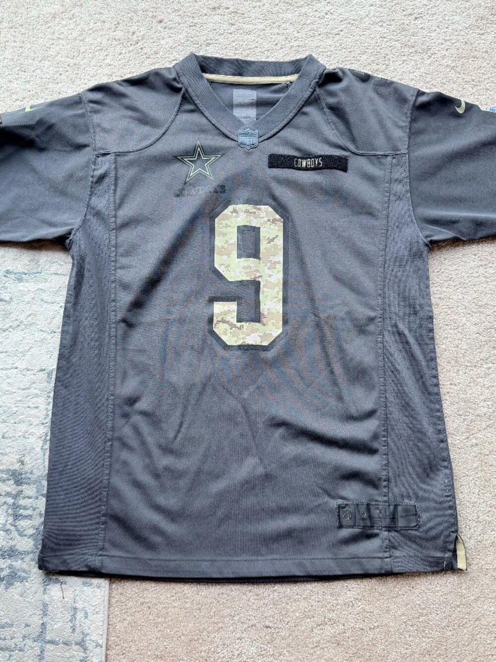 NIke Dallas Cowboys Tony Romo #9 Salute to Service Youth Jersey - Size XL